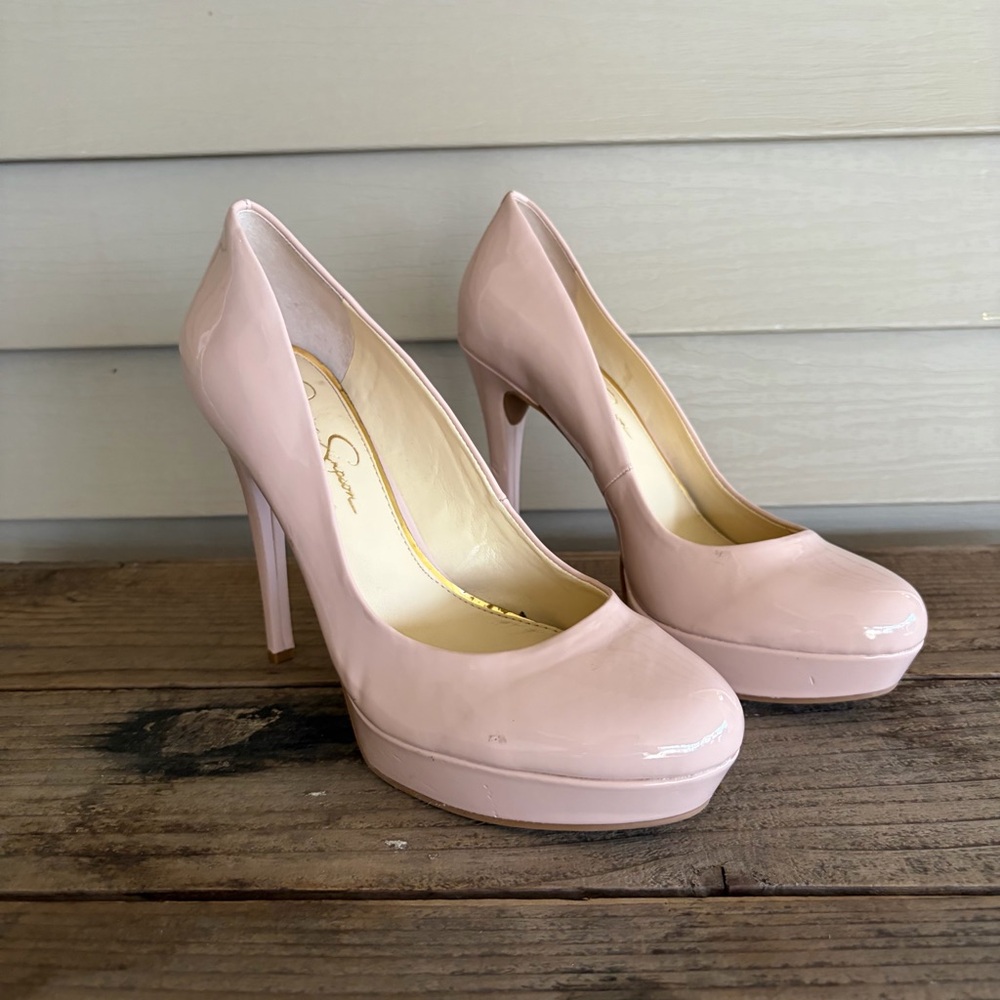 Jessica Simpson Blush Pumps